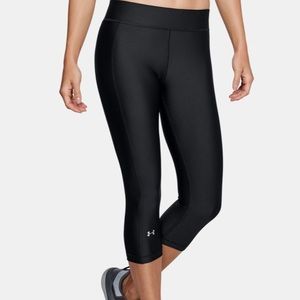 Under Armour Womens Black Cropped Leggings